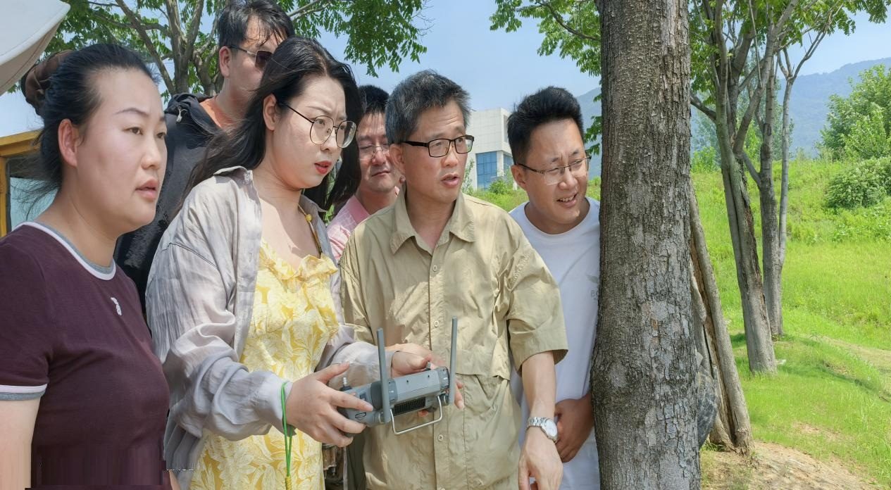 说明: C:UsersszyDesktop1.jpg